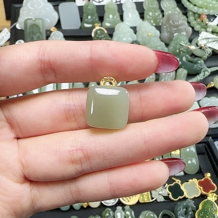 和田玉银S925镶嵌颈饰?*送链子送绳