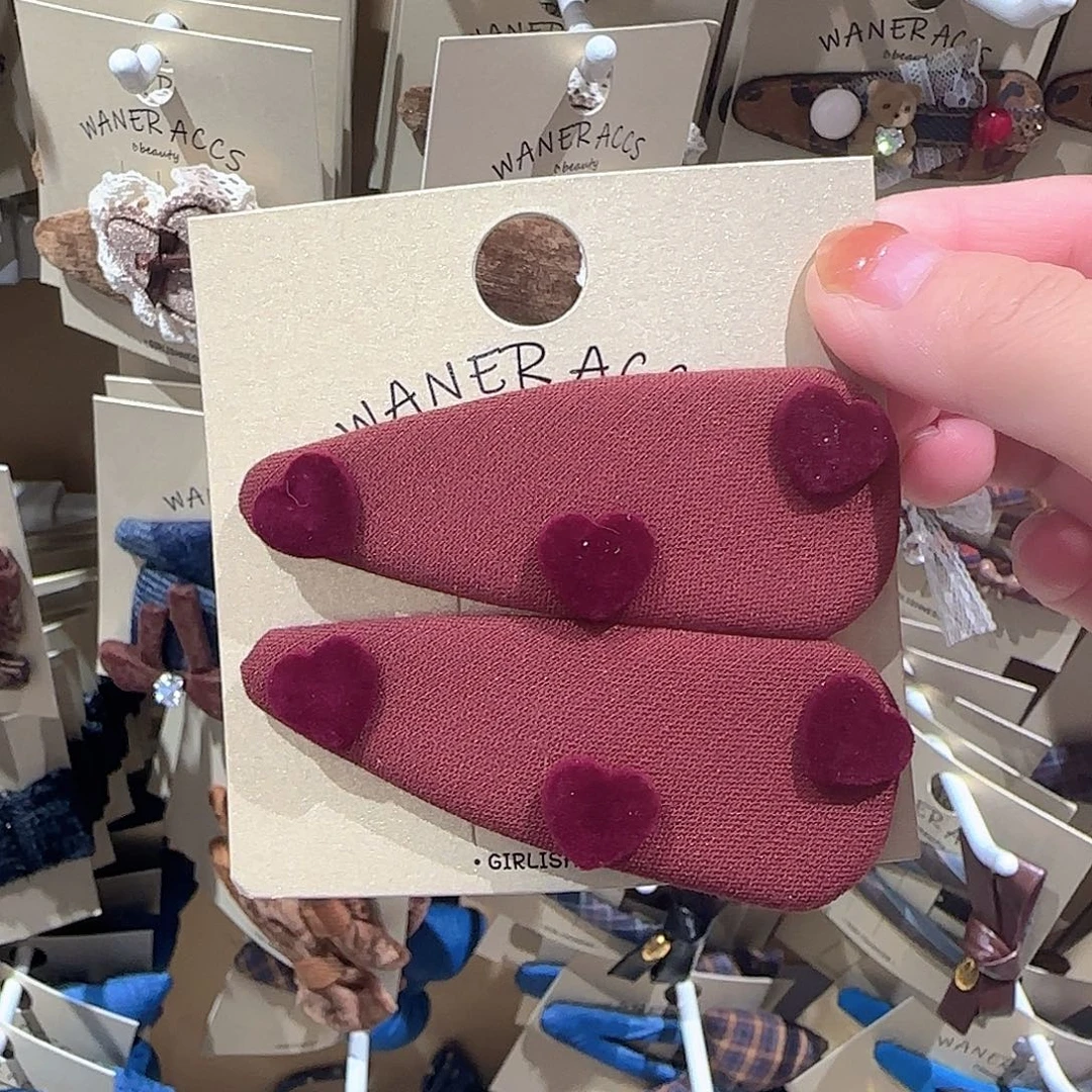 皮质非金属爱心拜拜