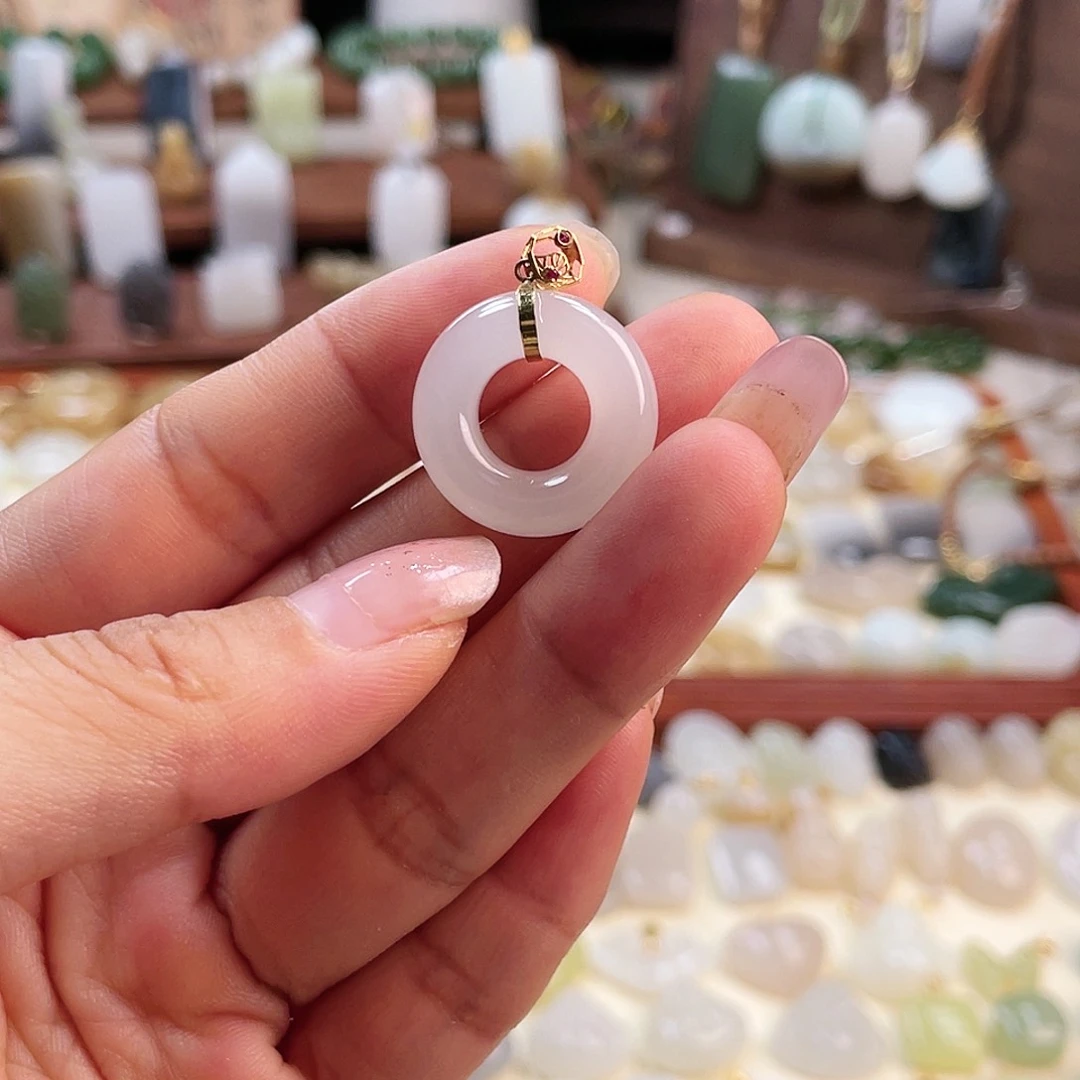 【闪购商品】和田玉18K金镶嵌吊坠(不含链)