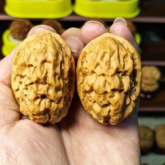 文玩核桃吊坠麒麟龙甲疙瘩包（09）