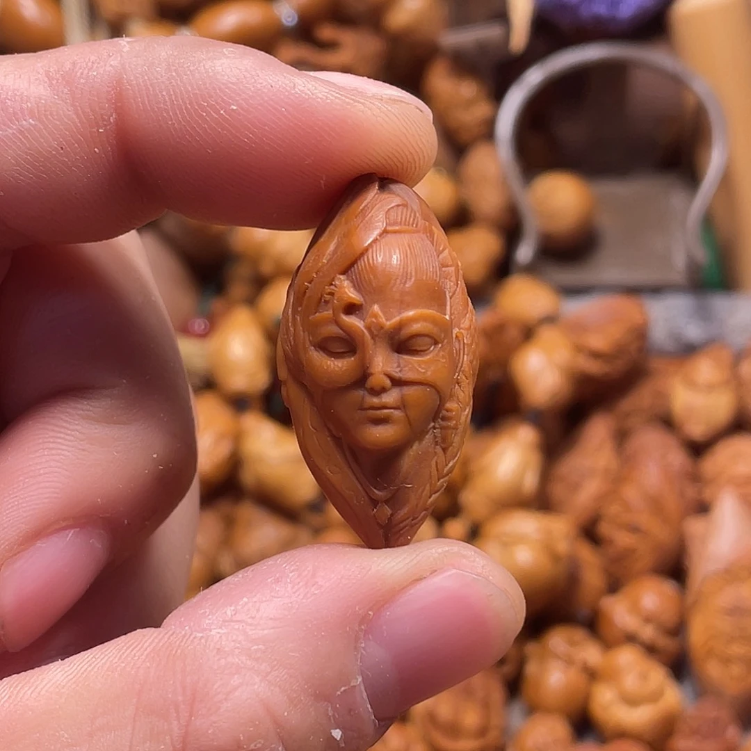 手串/手链橄榄核楼兰美女093