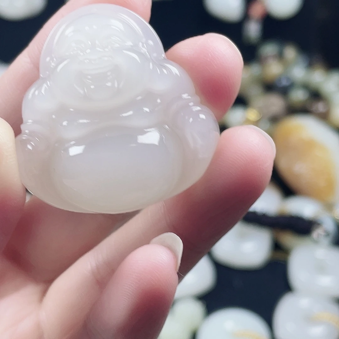 晓***晓和田玉未镶嵌颈饰