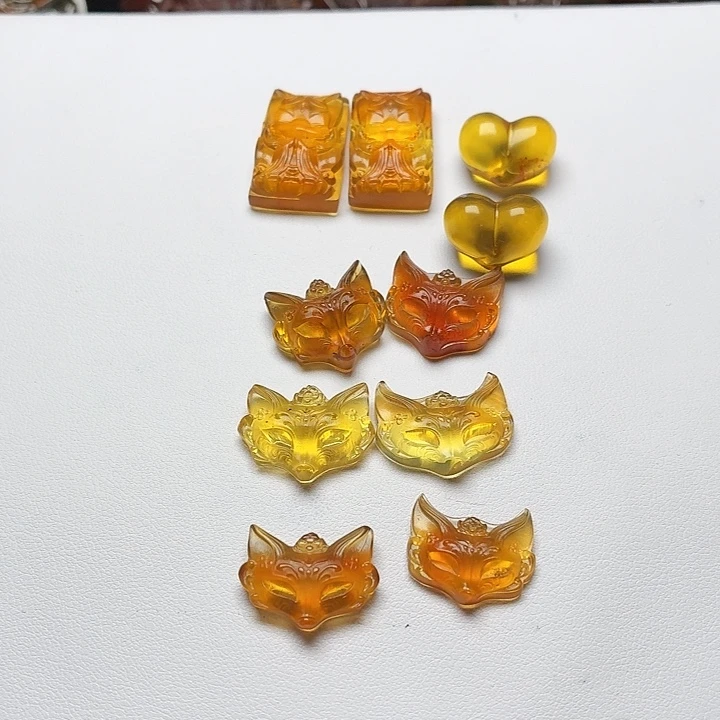 琥珀未镶嵌裸石，，