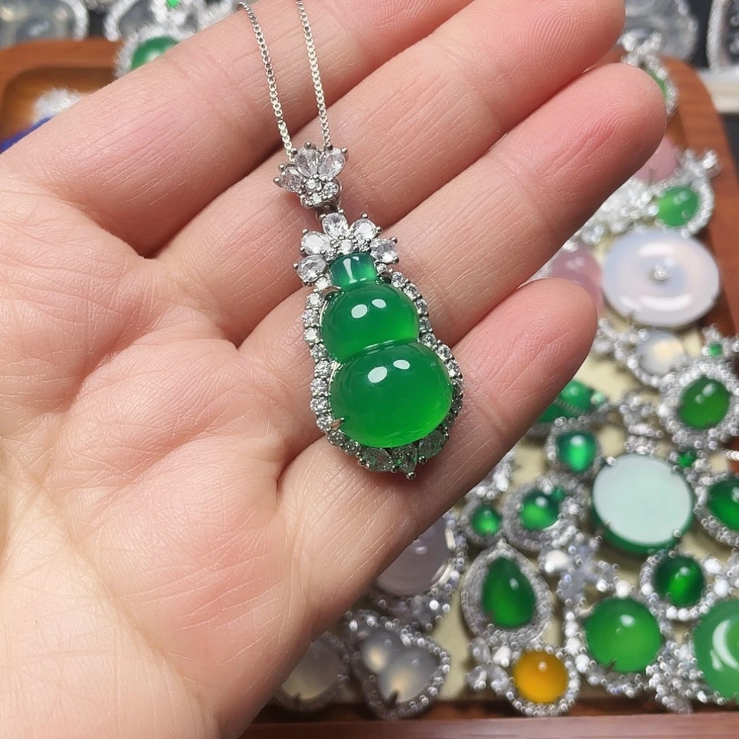 玛瑙/玉髓颈饰合金