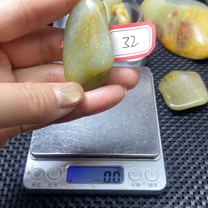 和田玉未镶嵌珠宝奇石32