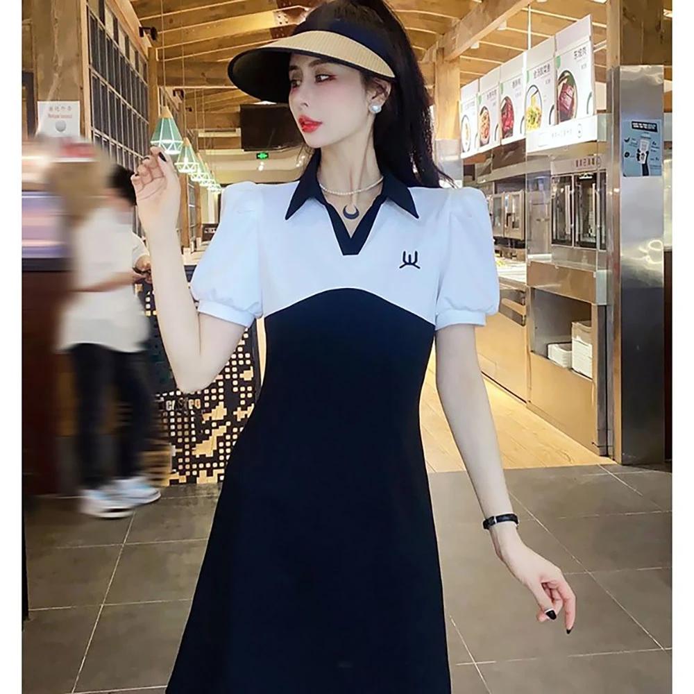 X2286【夏季新款】时尚白色泡泡袖撞色拼接polo领中长修身连衣裙