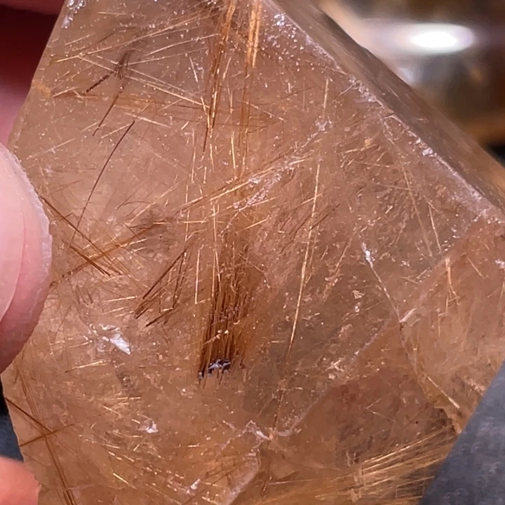 随***安颈饰未镶嵌发晶钛晶