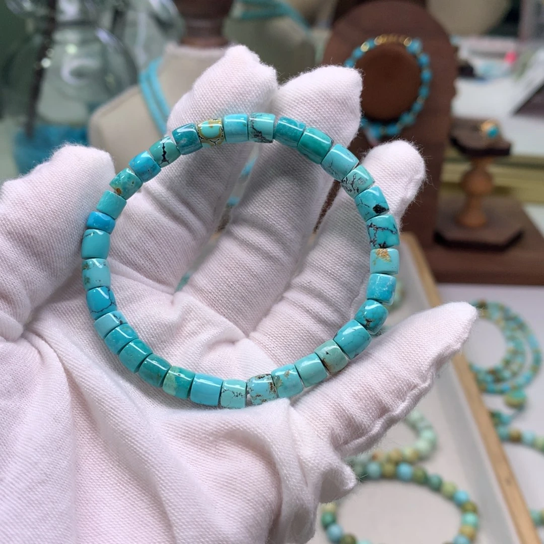 绿松石配饰未镶嵌