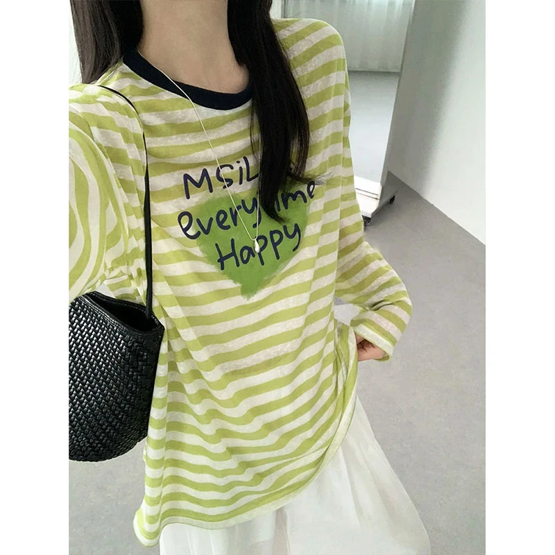 2025秋季新款韩系慵懒风宽松外穿T恤女别致漂亮圆领套头防晒罩衫