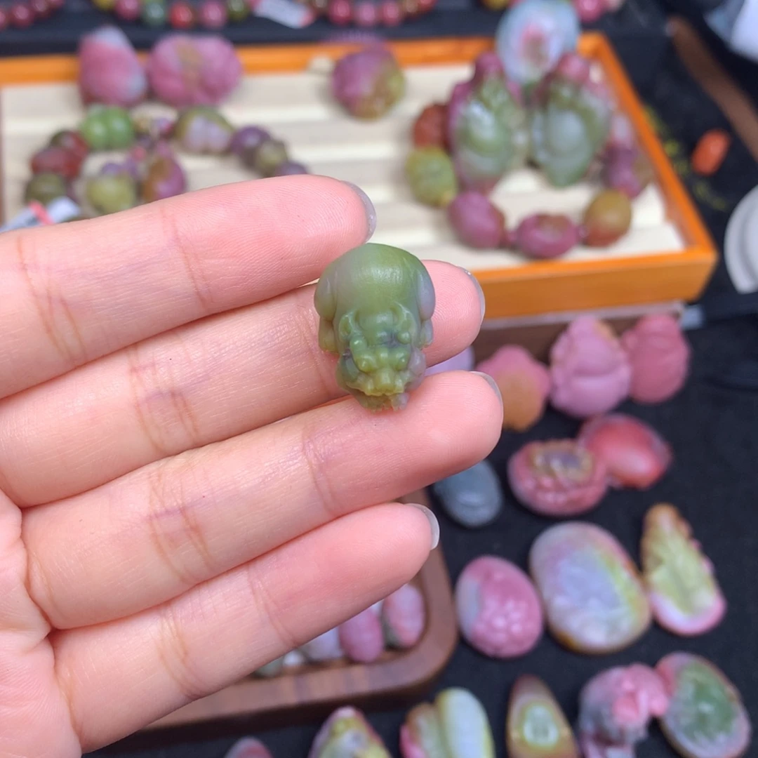 未镶嵌颈饰玛瑙/玉髓
