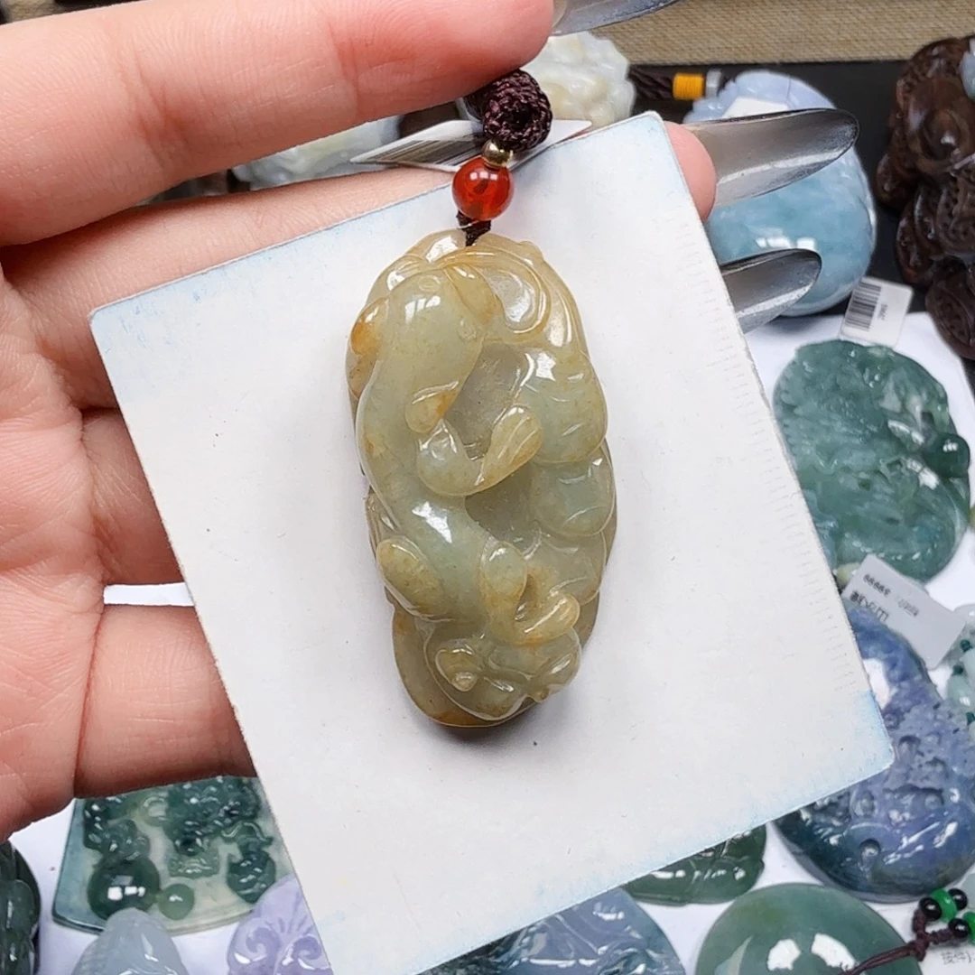 翡翠未镶嵌挂件翡翠