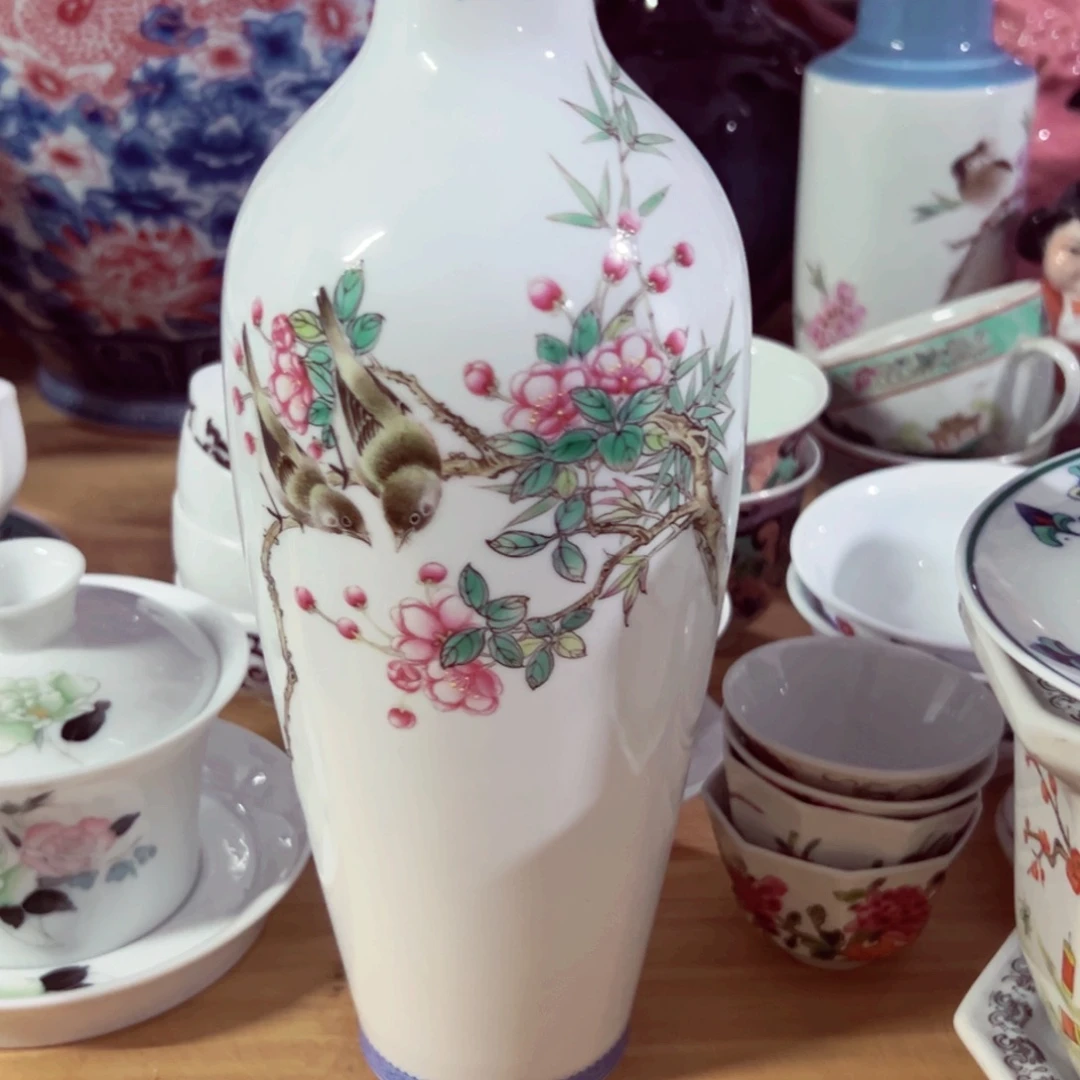 浪***立景德镇陶瓷粉彩花瓶