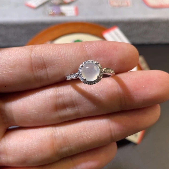 翡翠戒指未镶嵌戒指