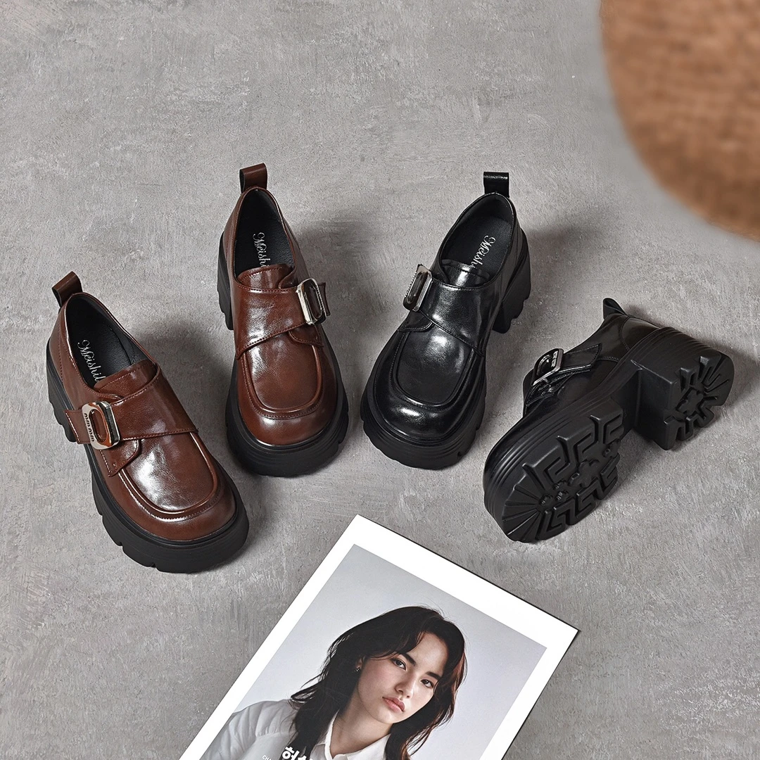 一脚蹬鞋小女鞋厚底新款软皮鞋爆款2025上班黑色真皮乐福鞋女跟