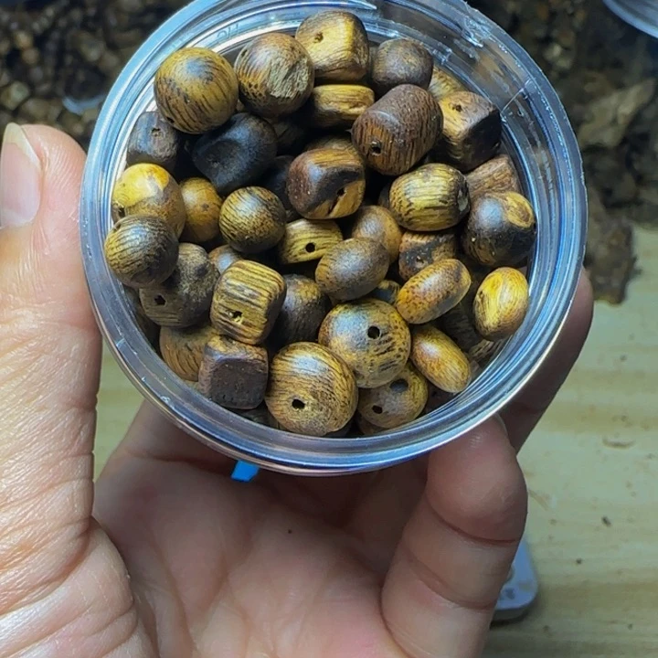 茗***绿奇散珠子料30克