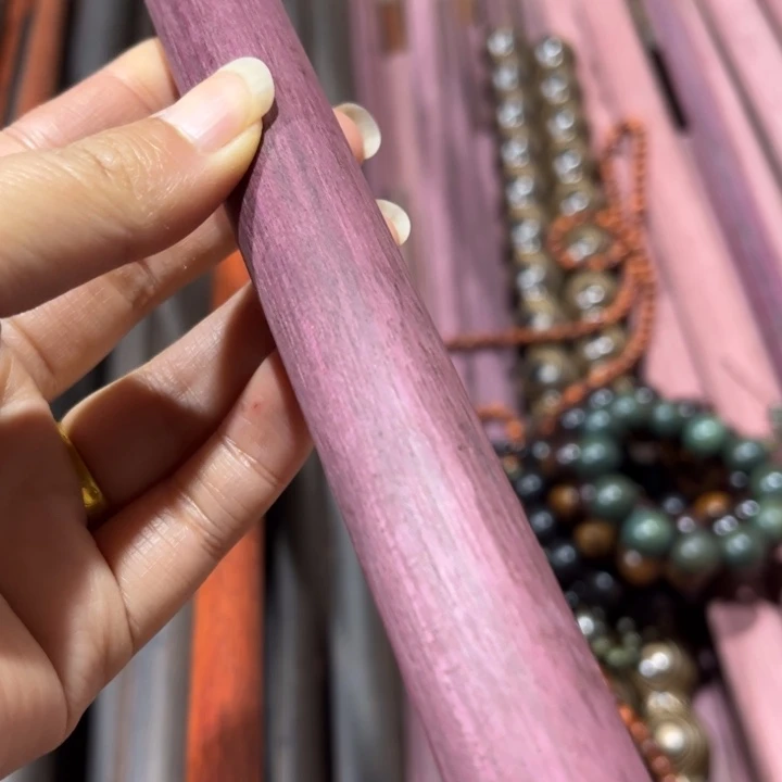 杨***?直径1.9长62木料