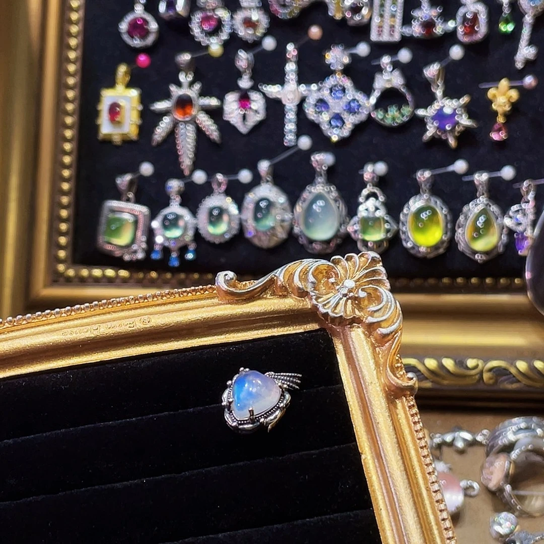 派****925银斯里兰卡月光爱心吊坠