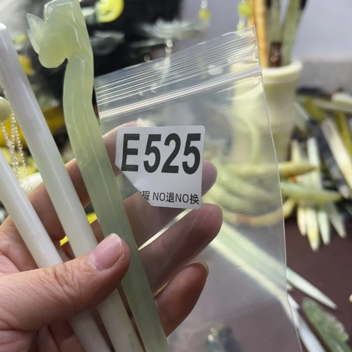 蛇纹石玉发饰合金兰