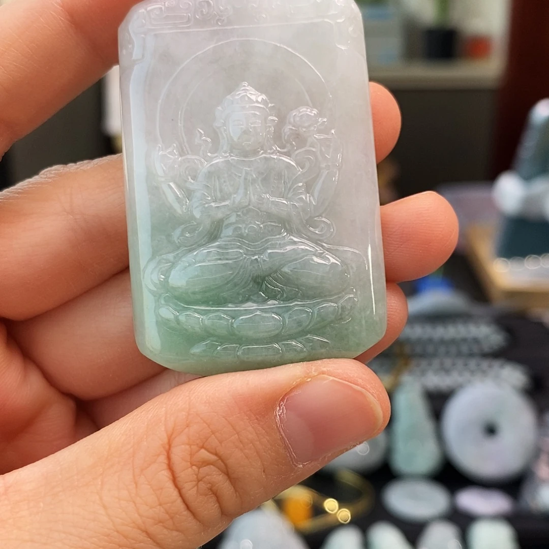 翡翠未镶嵌颈饰千手