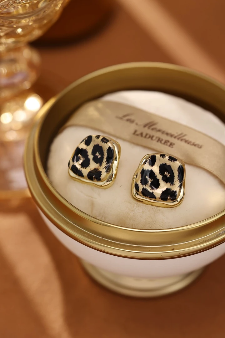 时髦气质豹纹设计感耳钉复古港风时尚辣妹耳饰190