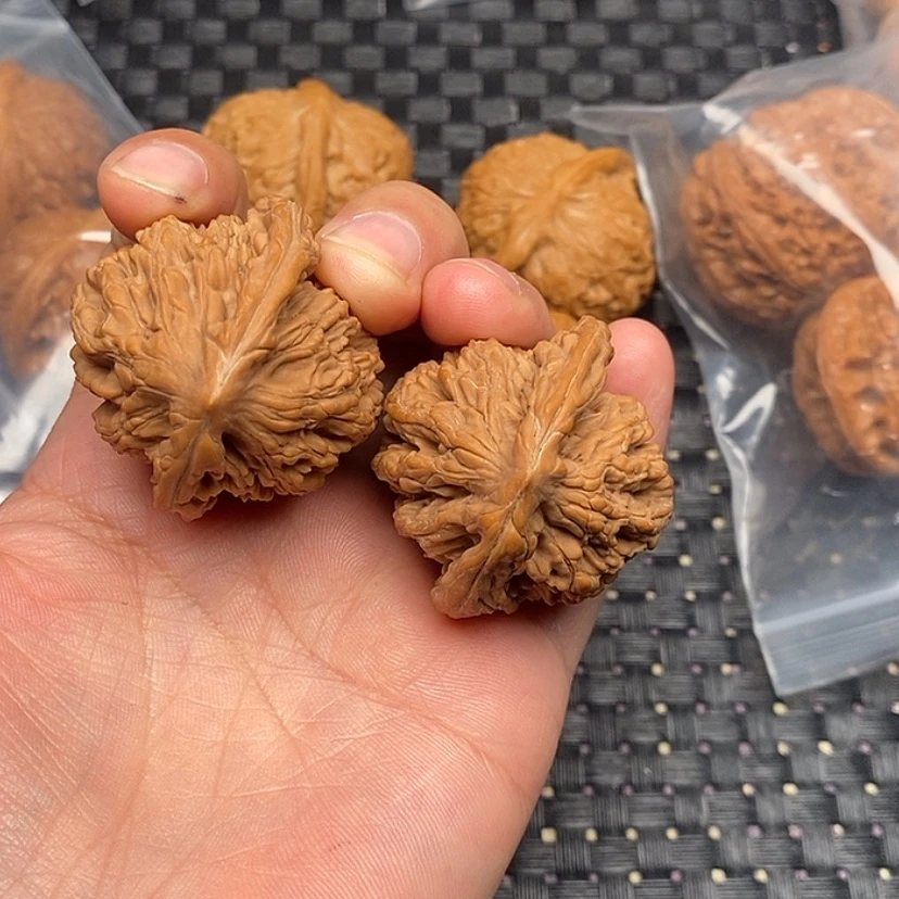 【闪购商品】核桃H虎头40