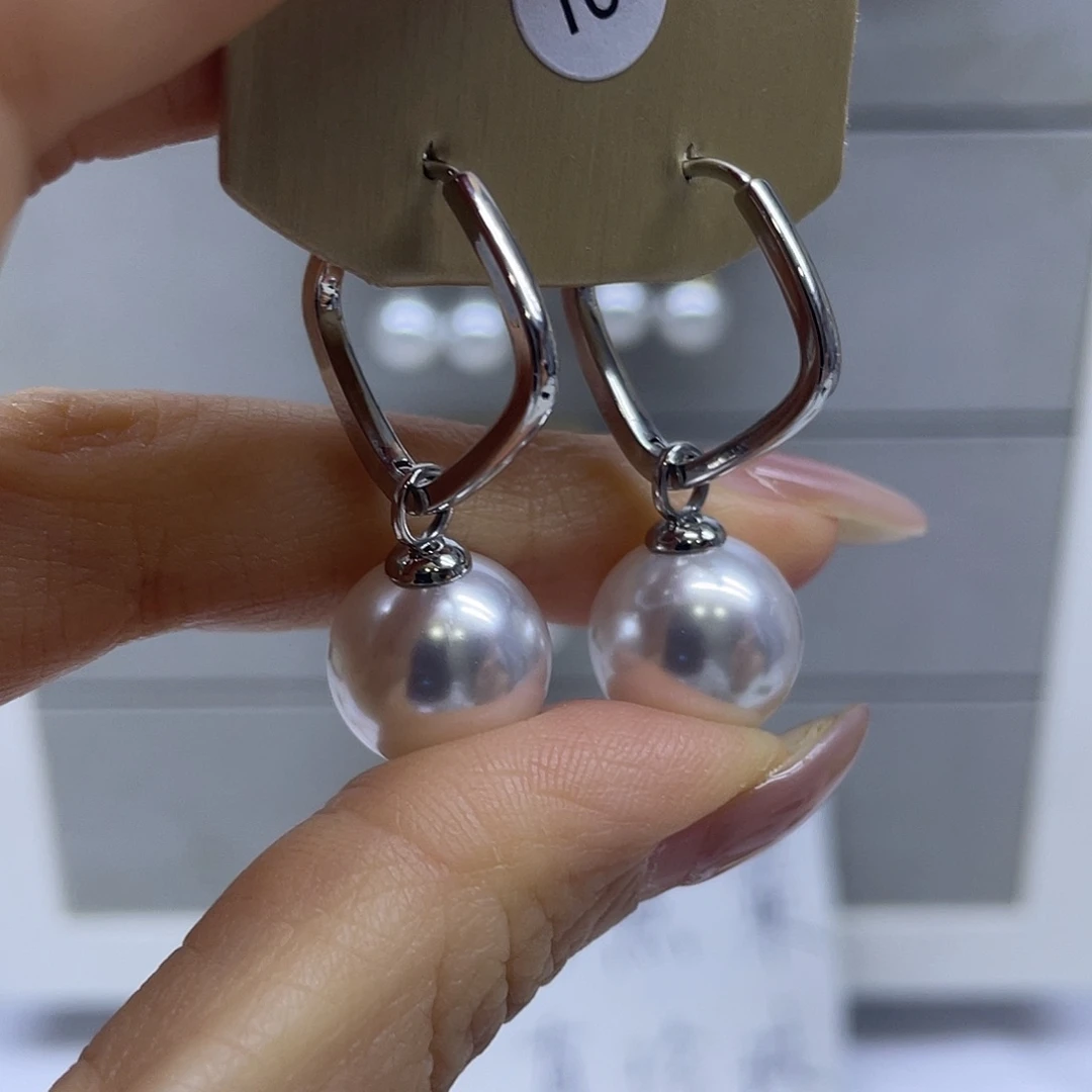 耳饰未镶嵌淡水珍珠