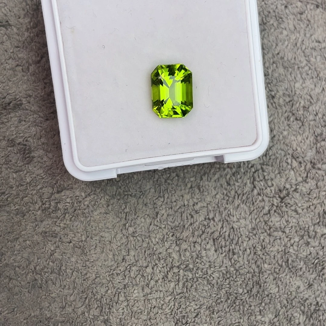 裸石未镶嵌橄榄石3.32Ct