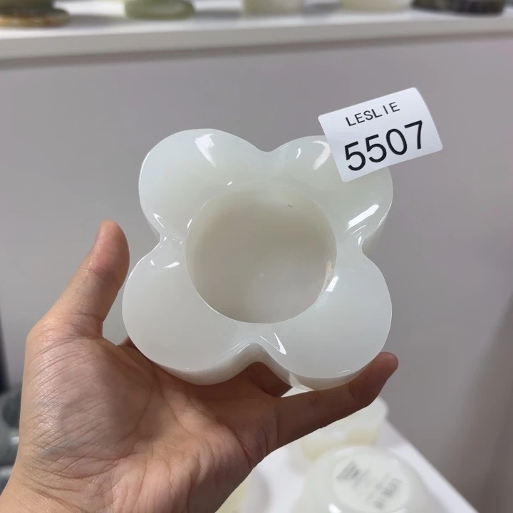 I****文Yy5507。。。。。。。。。。。。。。。漏