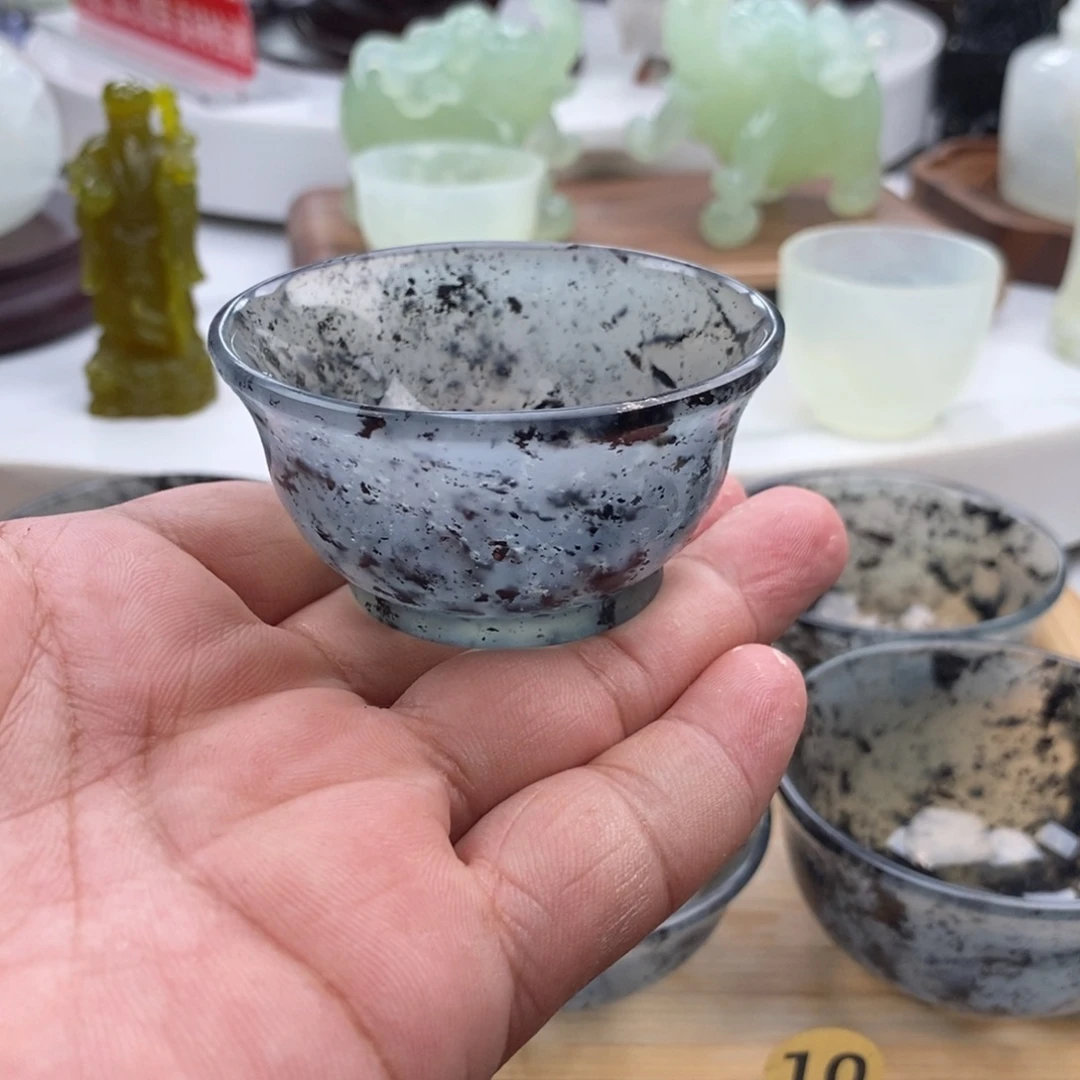 幸***瑞岫玉未镶嵌四大名玉杯