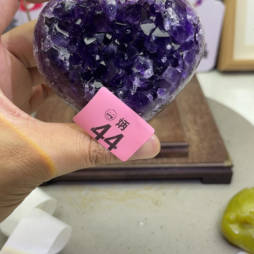 未镶嵌水晶大型摆件（非配饰）