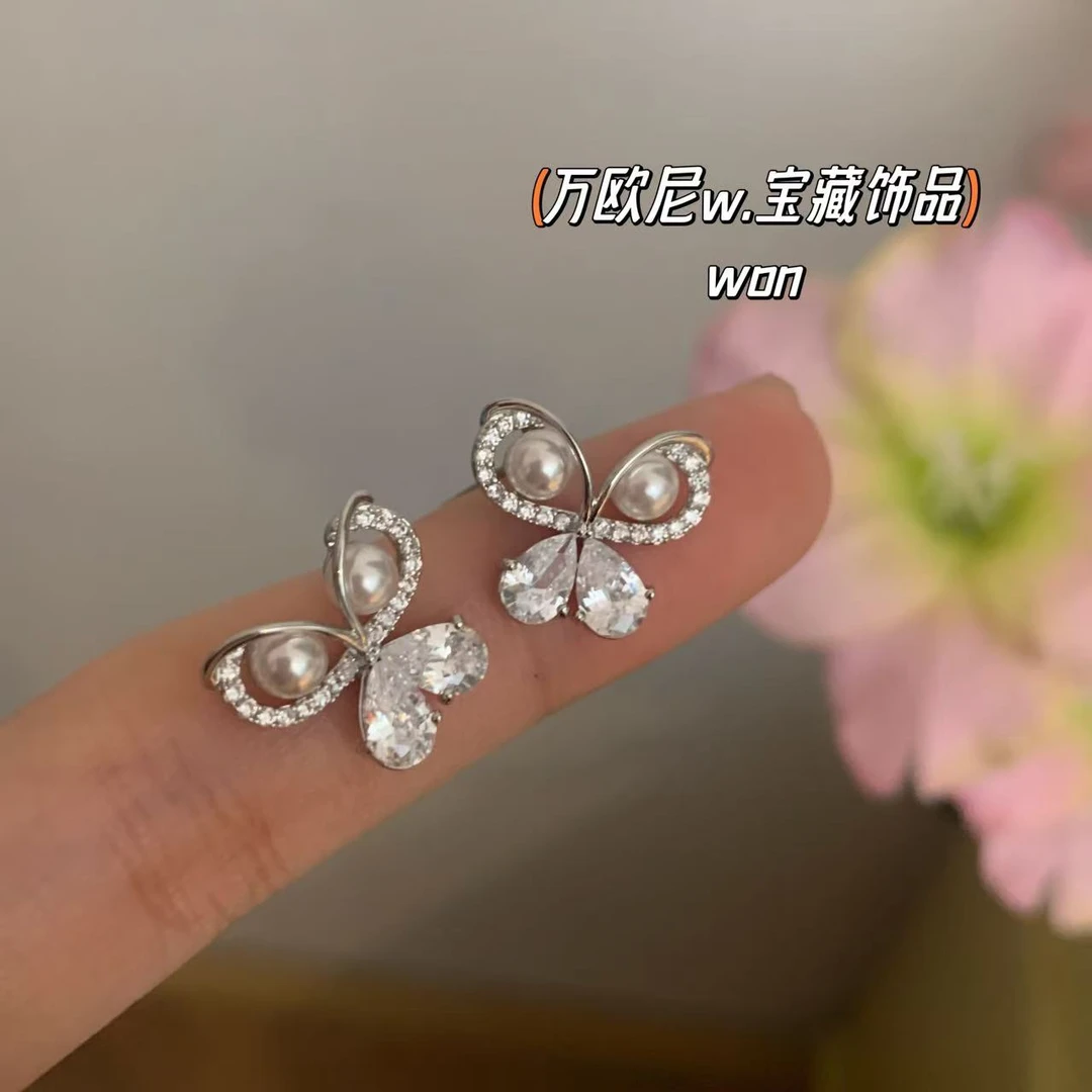 CHANGE x 财阀小姐耳钉 百搭轻奢简约弧E095