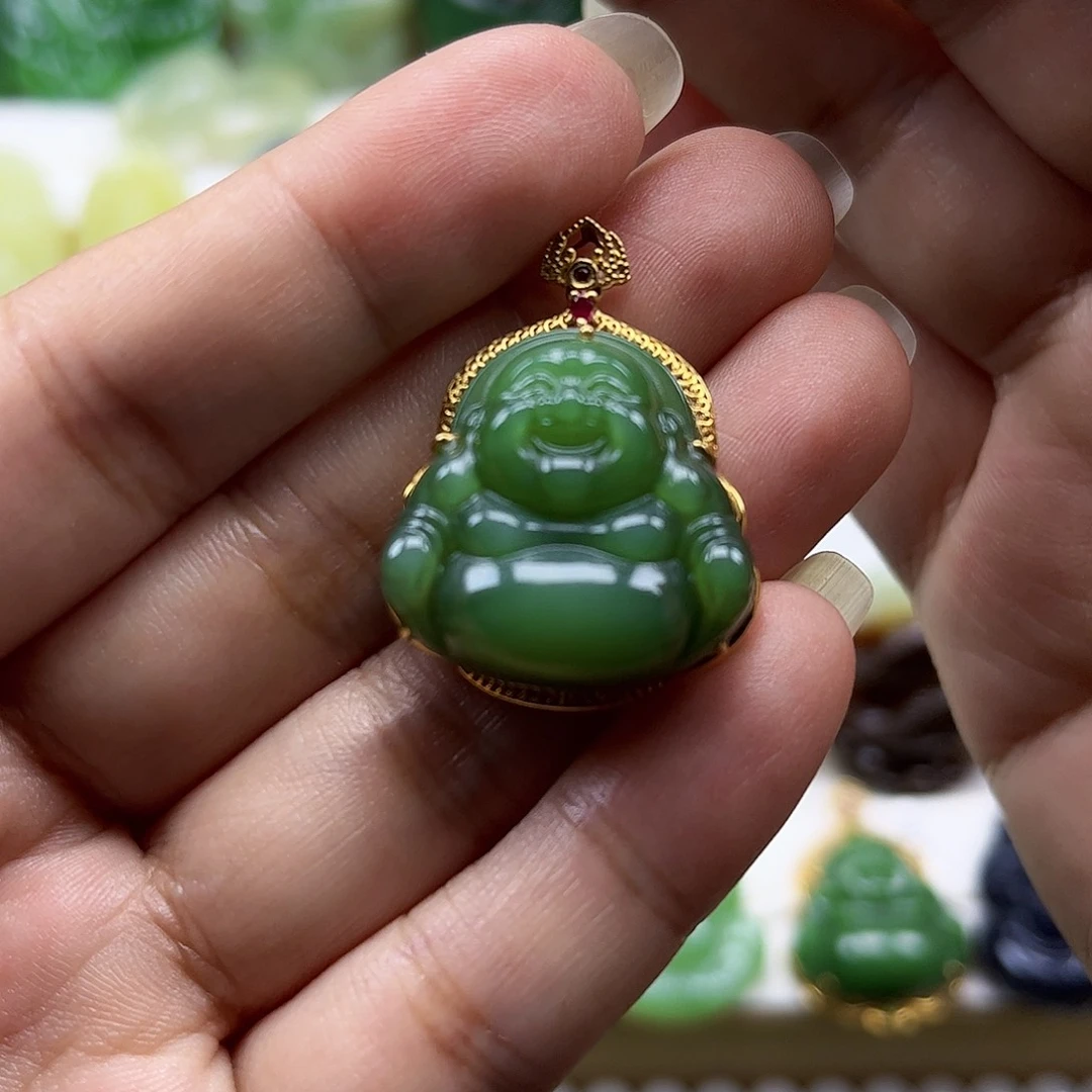 和田玉18K金镶嵌颈饰