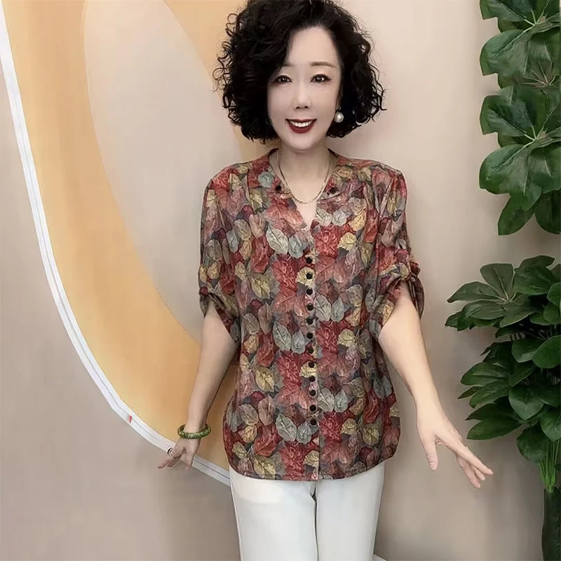 621妈妈真丝小衫夏季新款宽松大码遮肚显瘦中袖大码花色薄衬衫女