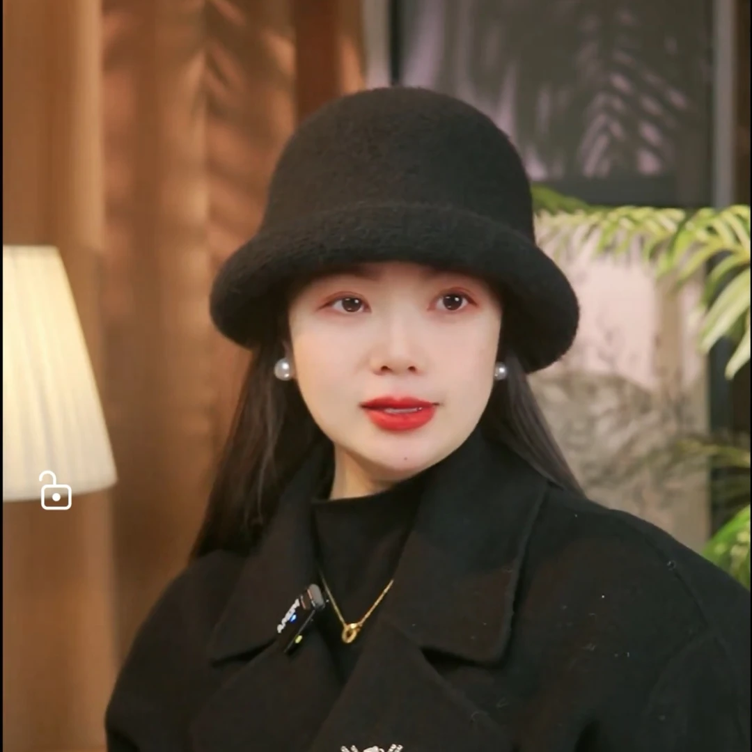 秋冬新款百搭高级气质前卷边双层中空小礼帽