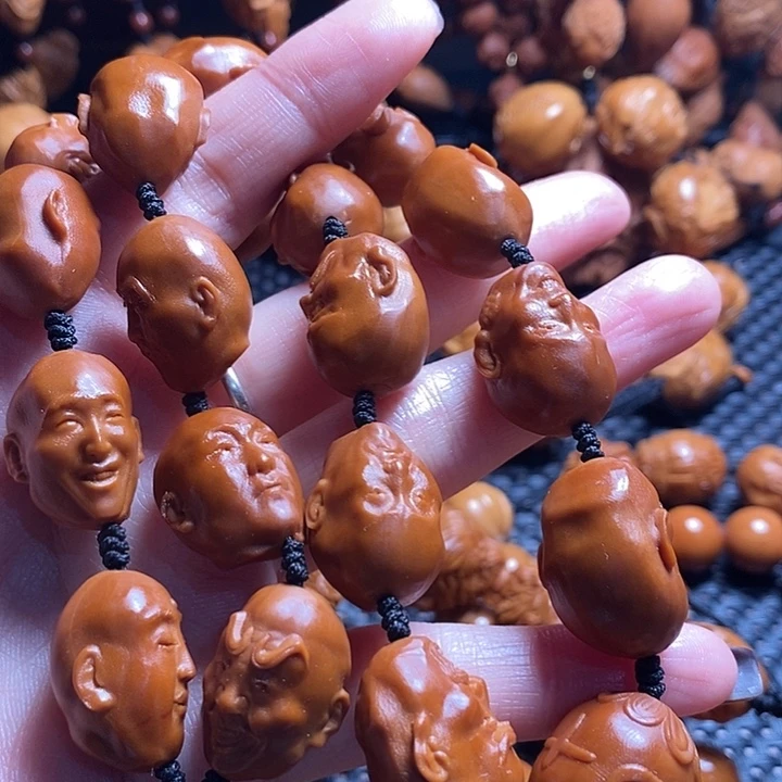 吊坠橄榄核写实手持