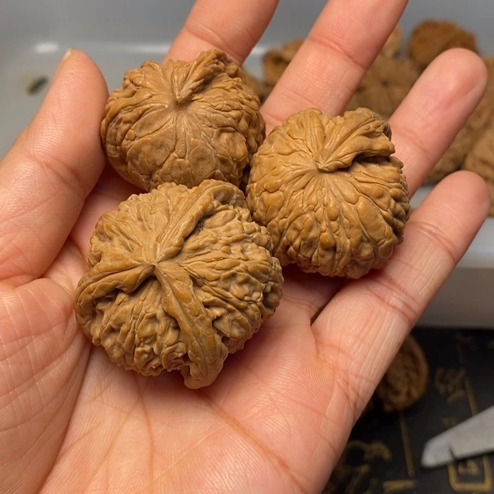 ⑦***歌文玩核桃吊坠文玩核桃异形单只