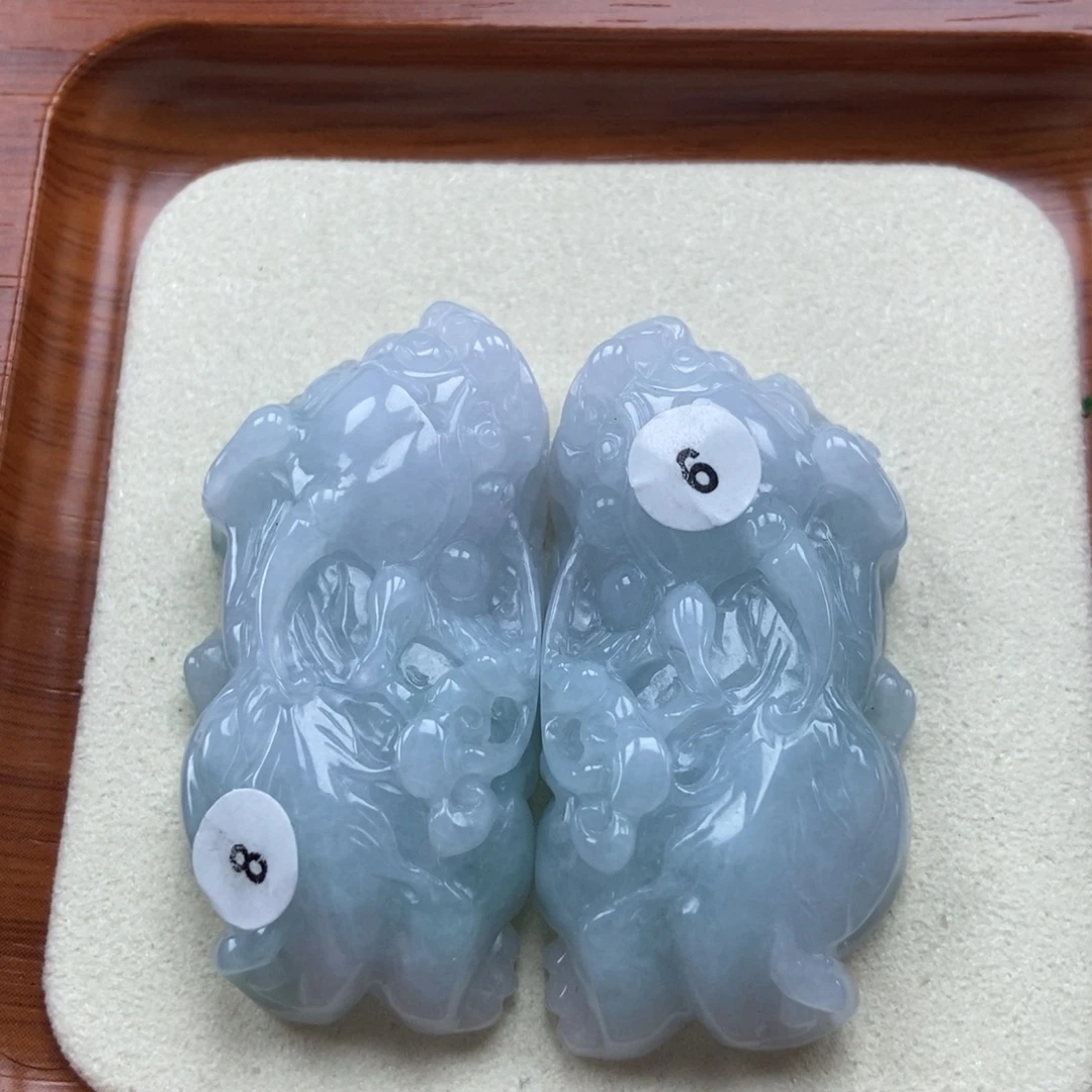 颈饰未镶嵌翡翠如意貔貅吊坠一对