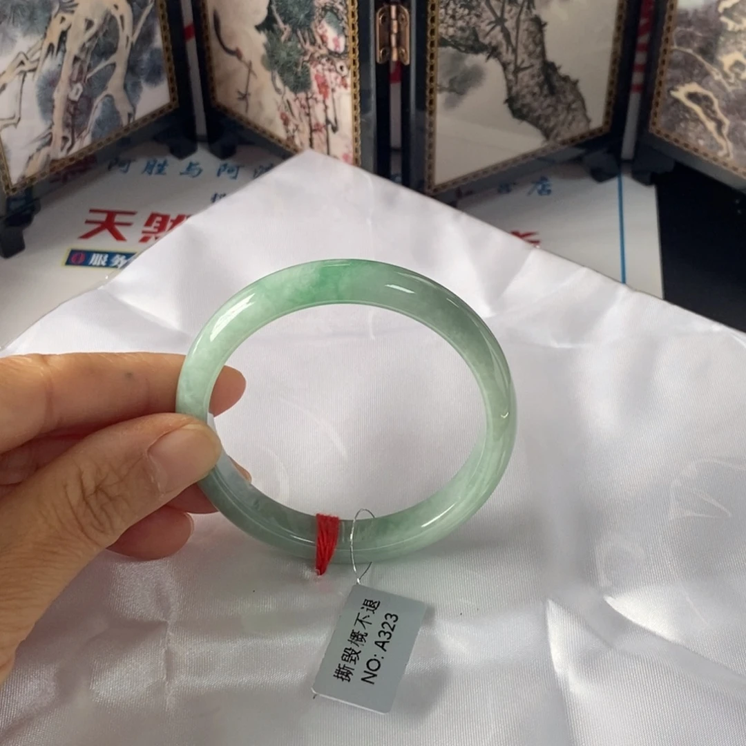 翡翠未镶嵌手镯51.8
