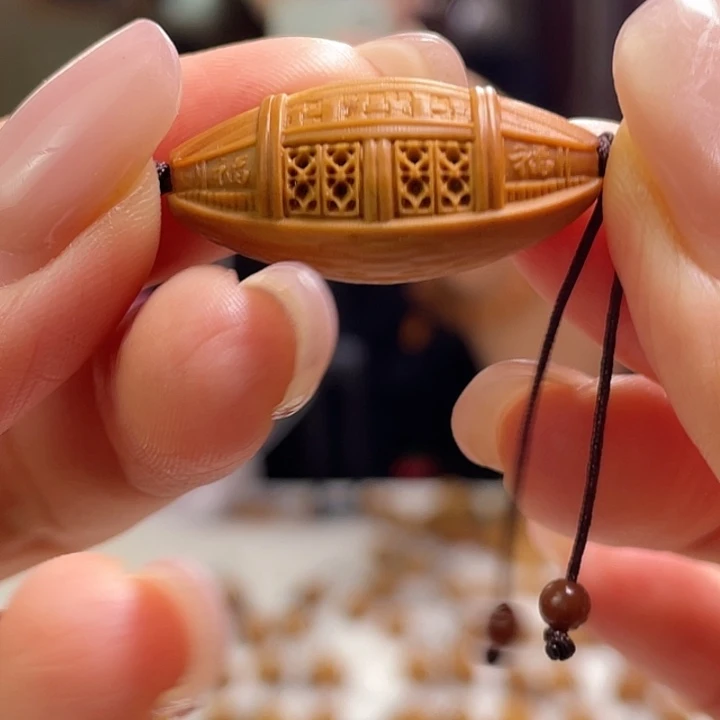 橄榄核吊坠橄榄核