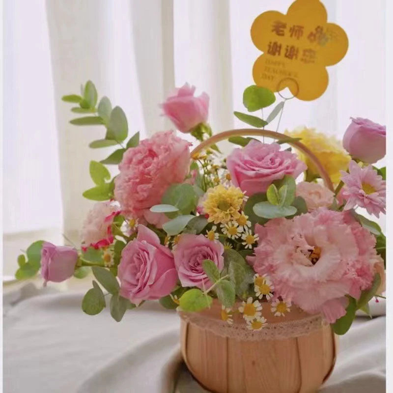 手提花篮玫瑰混搭女神节教师节无备注色系默认随机配送同城自取送货