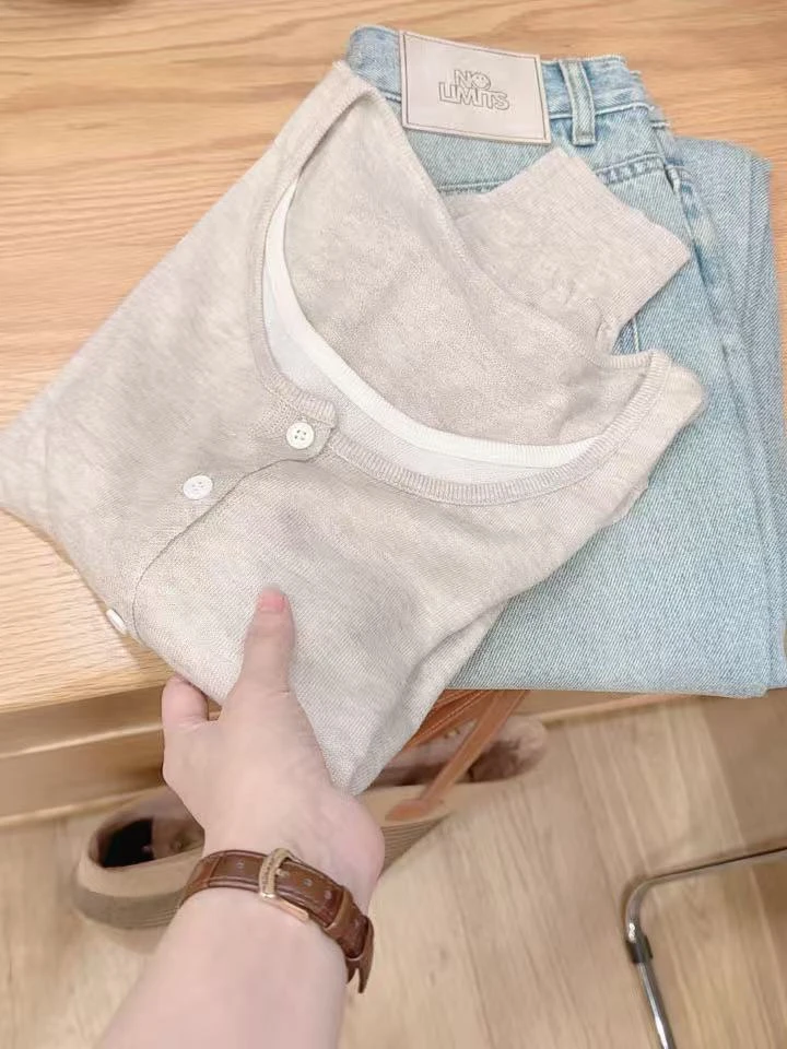 七言家巨好看！韩系#初秋燕麦米假两件软糯针织衫