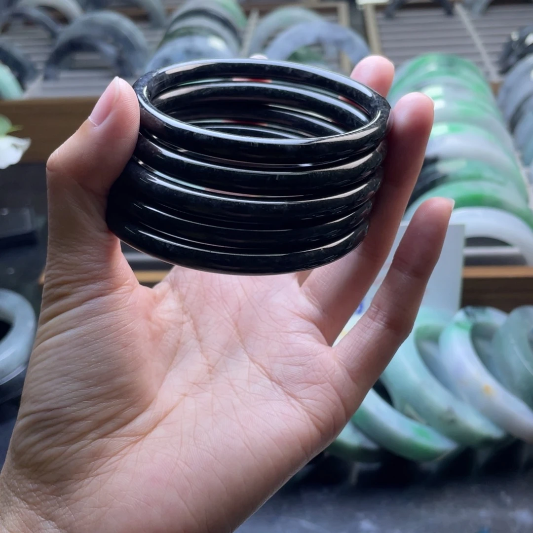 定制翡翠未镶嵌定制翡翠手镯