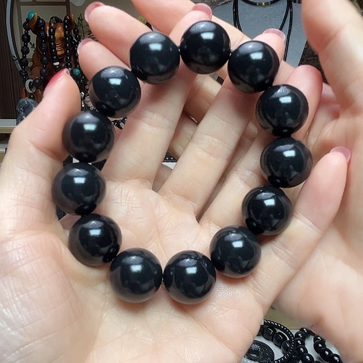 老***三和田玉（墨玉）未镶嵌颈饰卡18圆珠高羊脂