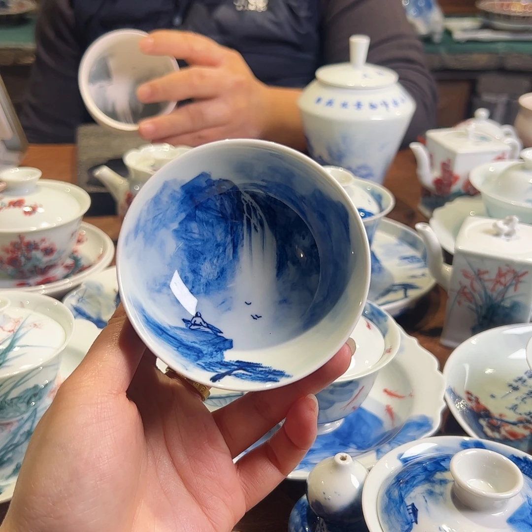灵***妈青花手绘山水主人杯