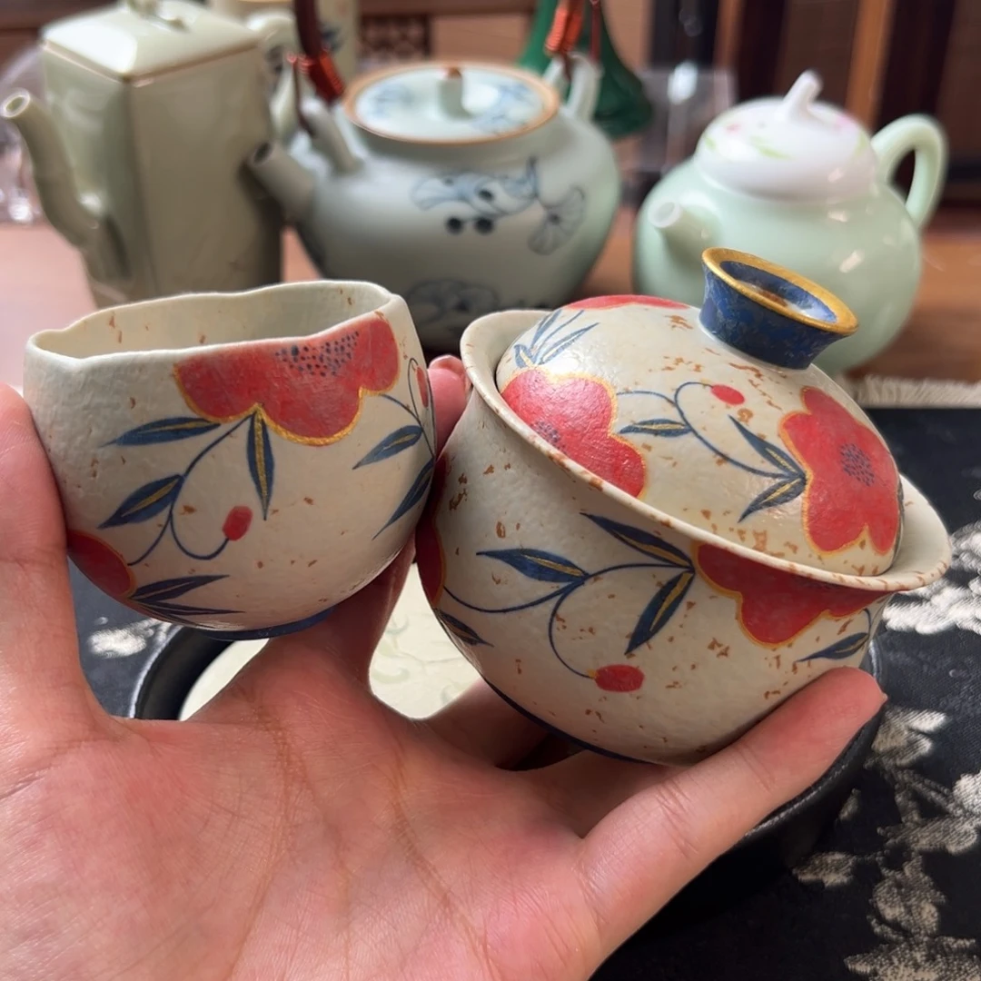 茶具等产品的生产和销售为