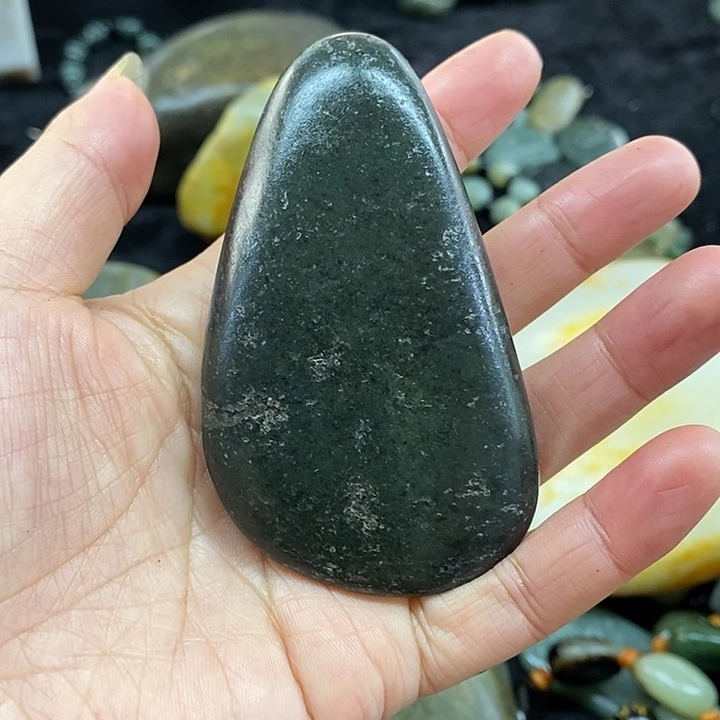 摩***士和田玉（糖玉）未镶嵌挂件