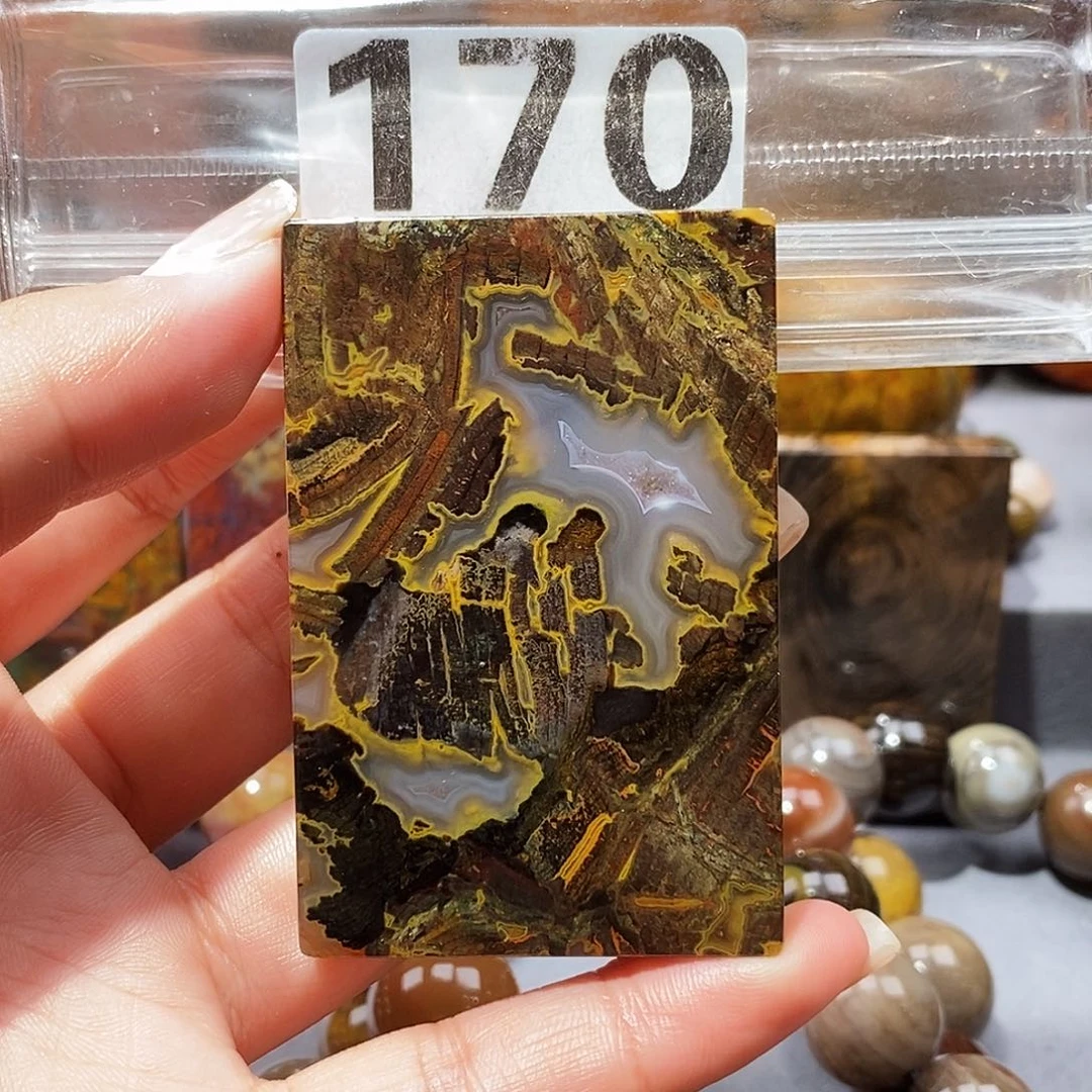 未镶嵌天然北票硅化玉吊坠硅化玉