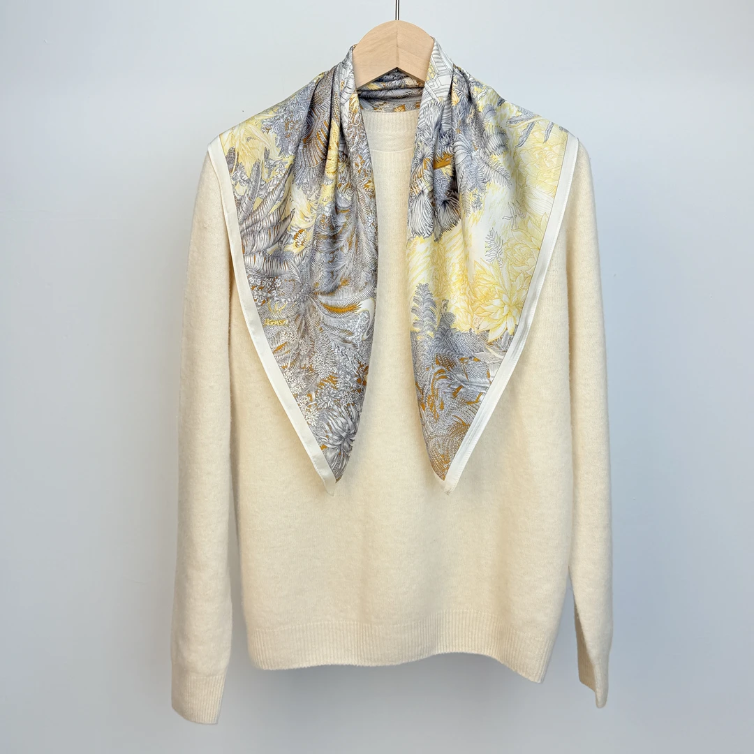 100%桑蚕丝围巾福宝小方巾65*65cm百搭减龄不挑人