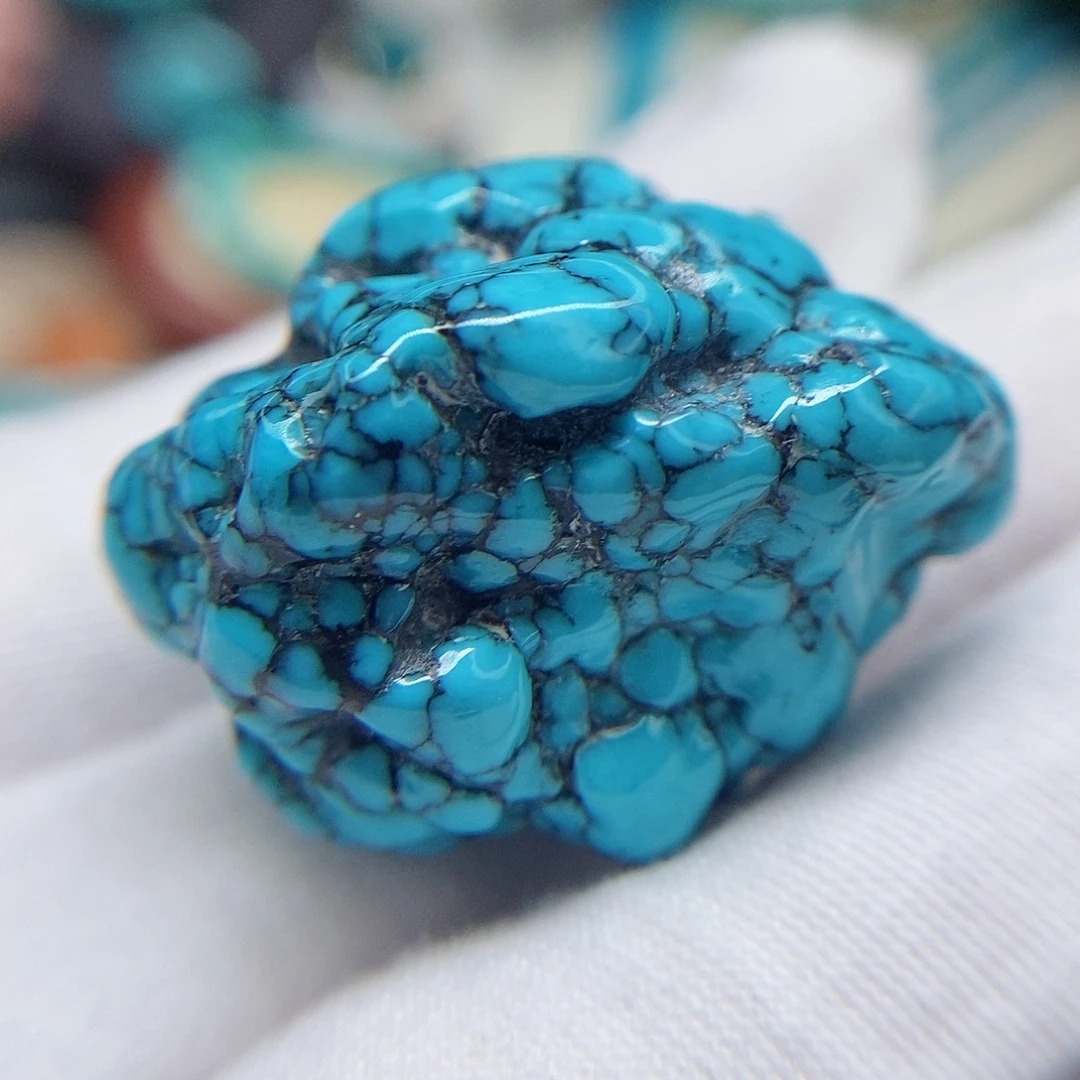 未镶嵌绿松石高瓷蓝随行（克价237）