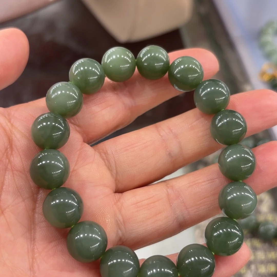 和田玉（碧玉）未镶嵌颈饰